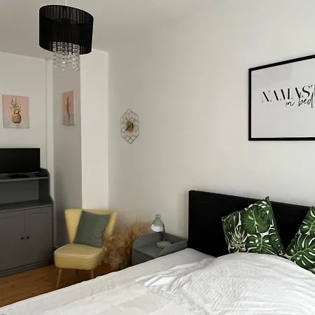 Stilvolle Altstadtwohnung Mit 2 Schlafzimmern 아파트 *